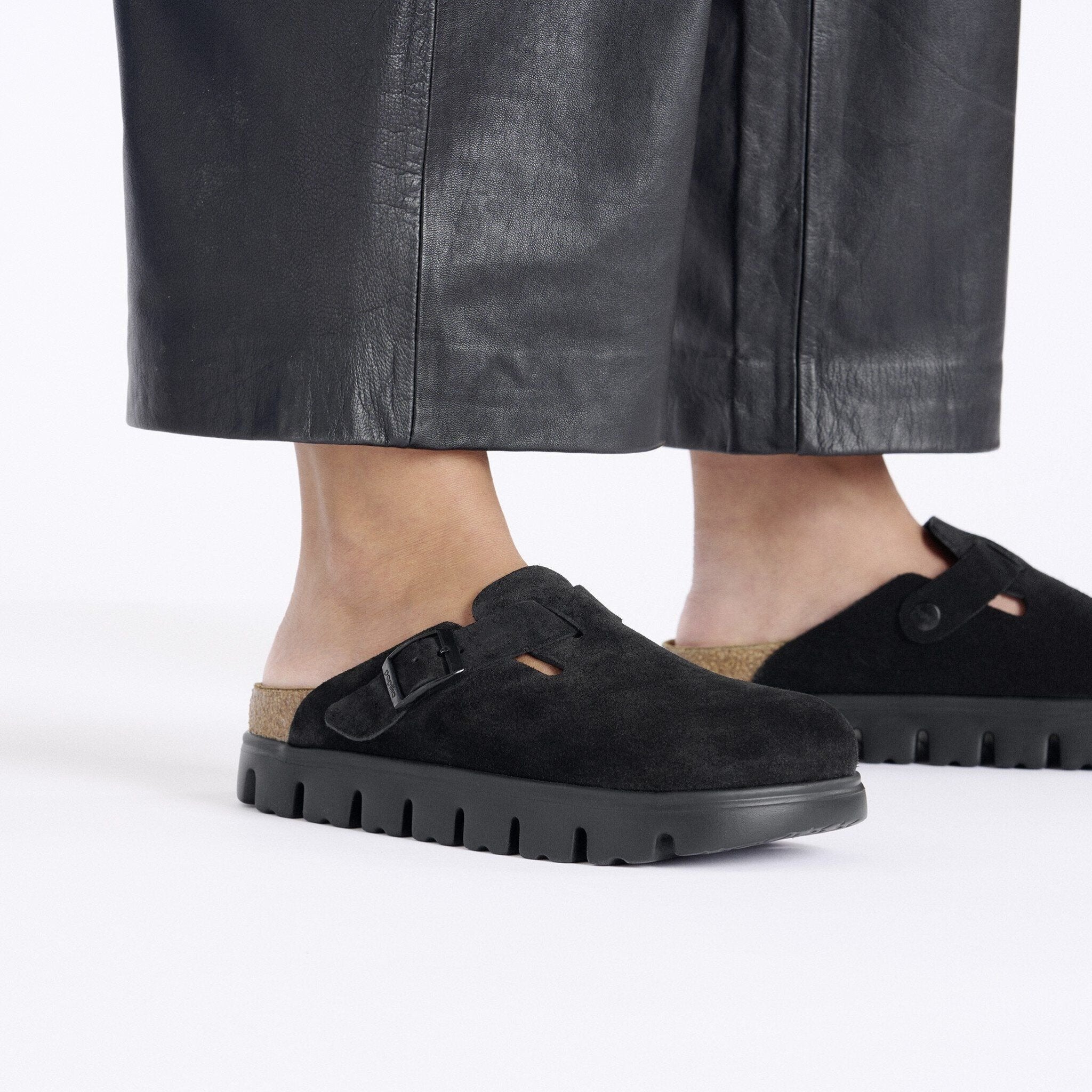 Boston Chunky | Suede | Black - Image 3